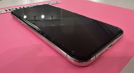 Good
													Apple iPhone Xs - Unlocked, Silver, 64 GB, A1920, photo 3 of 14