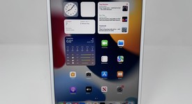 Mint
													Apple iPad Pro 10.5" - Unlocked, Silver, 64 GB, photo 1 of 6