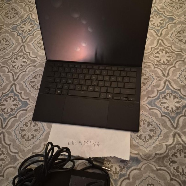 Asus ROG Flow Z13 (2025) GZ302 - 1 TB, Black, 32 GB, AMD Ryzen Ai MAX 390