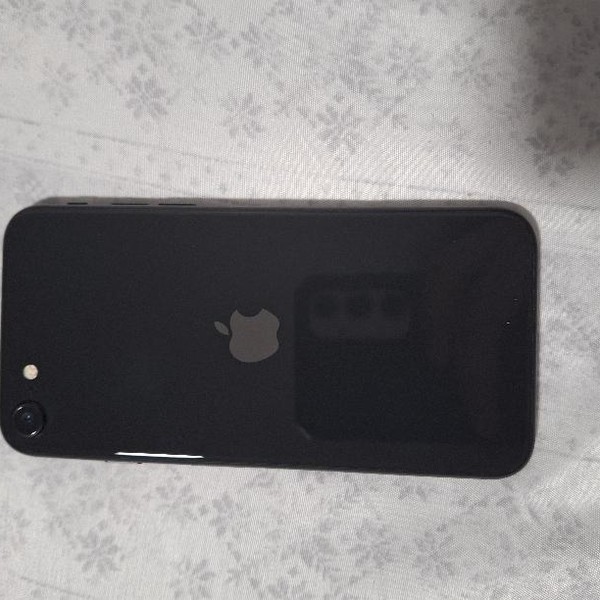 Apple iPhone SE 2nd Gen 2020 - Unlocked, 64 GB, Black, A2275