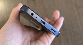 Mint
													Samsung Galaxy A15 5G - Unlocked, Black & Blue, 64 GB, 4 GB, photo 4 of 7