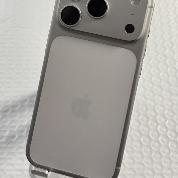 Apple iPhone 17 Pro - Unlocked, 1 TB, Silver, A3256