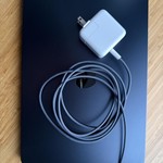 Good MacBook Air 2025 (M4) - 13 inch - 256 GB, Midnight, 16 GB, Apple M4