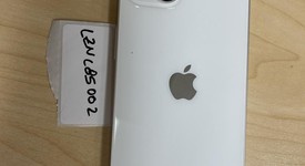 Mint
													Apple iPhone 13 - Unlocked Non-US, Starlight, 128 GB, A2631, photo 2 of 5