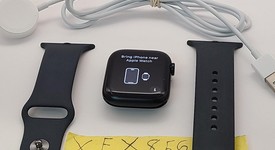 Good
													Apple Watch Series 8 45mm - Unlocked, Midnight, A2774 - Cellular, Aluminum, photo 4 of 4