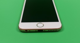 Fair
													Apple iPhone 6S - AT&T, Rose Gold, 16 GB, A1633, photo 3 of 6