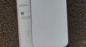 Mint
													Apple iPhone 16 Pro Max - Unlocked, Desert, 512 GB, A3084, photo 3 of 8