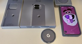 Mint
													Google Pixel 10 Pro Fold - Unlocked, Moonstone, 256 GB, GU0NP, photo 4 of 23