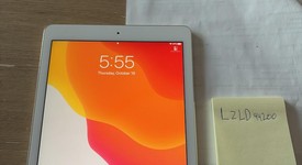 Mint
													Apple iPad Air 2 - Wi-Fi, Gold, 16 GB, photo 1 of 5