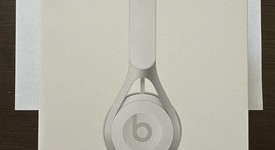 Used
													Beats EP Wired On-Ear Headphones - White, photo 3 of 3