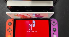 Good
													Nintendo Switch - OLED - Black, 64 GB, Super Smash Bros., photo 5 of 5