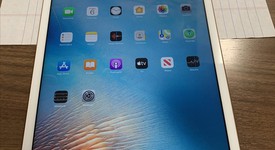 Mint
													Apple iPad 7th Gen - Wi-Fi, Gold, 32 GB, A2197, photo 1 of 7