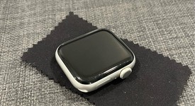 Fair
													Apple Watch SE 2nd Gen 40mm - Silver, A2722 - GPS, Aluminum, photo 3 of 6