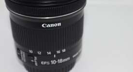 Mint
													Canon EF-S 10-18mm f4.5-5.6 IS STM, photo 1 of 6