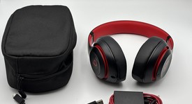 Used
													Beats Studio3 - Black & Red, photo 2 of 4