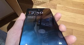 Mint
													OnePlus 13 - Unlocked, Black Eclipse, 256 GB, 12 GB, photo 5 of 9