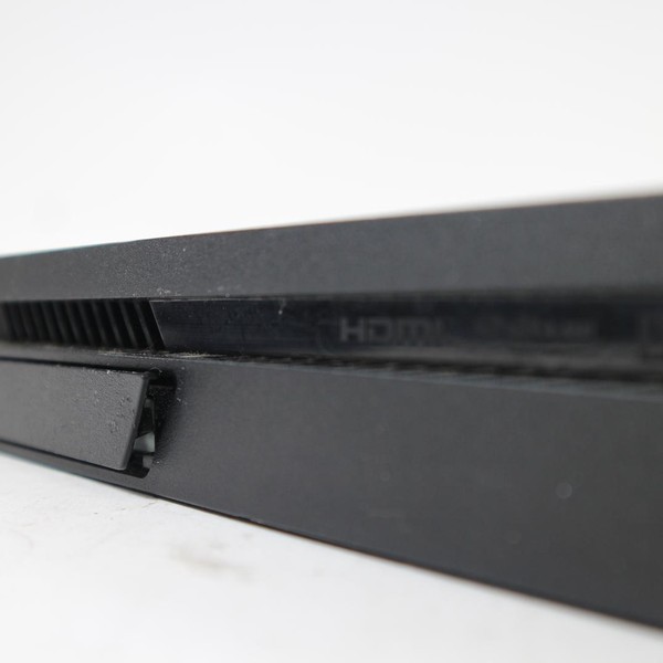 PlayStation 4 Slim - 1 TB, Black