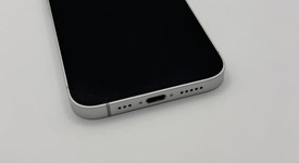 Mint
													Apple iPhone 16e - Unlocked, White, 128 GB, A3212, photo 2 of 8