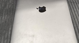 Good
													MacBook Air 2020 - 13" - Apple M1, Silver, 256 GB, 8 GB, photo 4 of 7