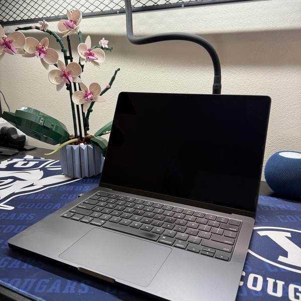 MacBook Pro Late 2023 (M3) - 14 inch - Apple M3 Pro 11-core, Black, 512 GB, 36 GB, 14-core GPU