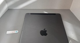 Good
													Apple iPad 9th Gen - Unlocked, Gray, 256 GB, A2603, photo 3 of 5