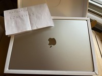 MacBook Air 2025 (M4) - 15"