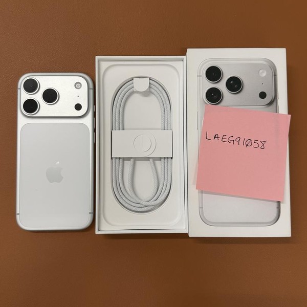 Apple iPhone 17 Pro - Unlocked, 256 GB, Silver, A3256