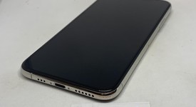 Good
													Apple iPhone Xs - Cricket, Silver, 64 GB, A1920, photo 2 of 9