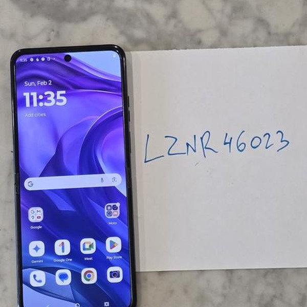 Motorola Razr Plus (2024) - Unlocked, Navy Blue, 256 GB, 12 GB