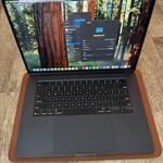 Mint MacBook Air 2025 (M4) - 15 inch - 512 GB, Midnight, 24 GB, Apple M4