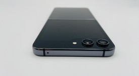 Mint
													Samsung Galaxy Z Flip5 - Verizon, Graphite, 256 GB, 8 GB, SM-F731U, photo 2 of 8