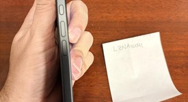 Mint
													Apple iPhone 16 - Unlocked, Black, 128 GB, A3081, photo 5 of 12