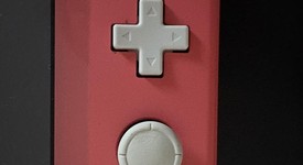 Mint
													Nintendo Switch Lite - Coral, Animal Crossing, photo 4 of 5