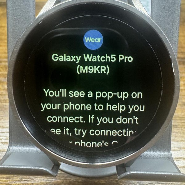 Samsung Galaxy Watch5 Pro - Wi-Fi, Gray, 45mm