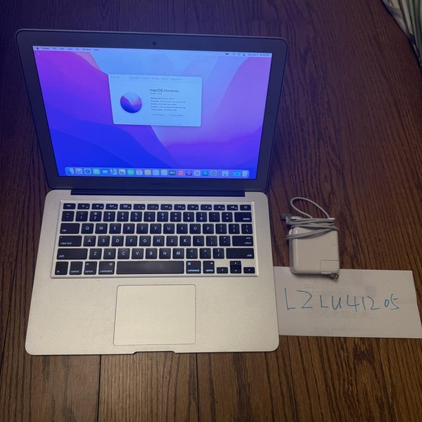 MacBook Air 2017 - 13 inch - 512 GB, Silver, 8 GB, Intel Core i5