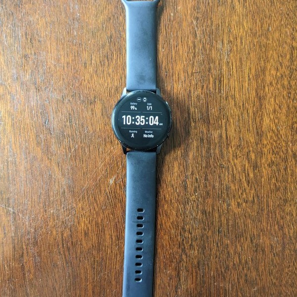 Samsung Galaxy Watch Active2 40mm - Wi-Fi, Black, Aluminum