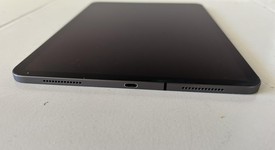 Mint
													Apple iPad Pro 11" 2018 - Unlocked, Gray, 64 GB, A2013, photo 5 of 6