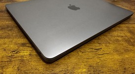 Fair
													MacBook Air 2020 - 13" - Apple M1, Silver, 256 GB, 8 GB, photo 3 of 6