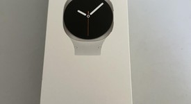 New
													Samsung Galaxy Watch8 - Unlocked, Silver, SM-L325, 40mm, photo 4 of 7