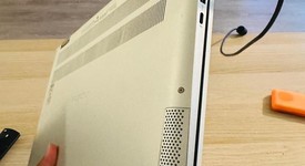 Mint
													Dell Inspiron Laptop, photo 3 of 5