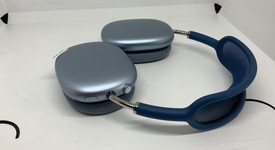 Used
													Apple AirPods Max - Sky Blue, photo 4 of 6