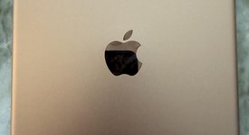 Good
													Apple iPad 8th Gen - Wi-Fi, Gold, 32 GB, A2270, photo 3 of 3