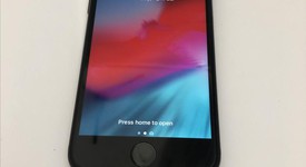Mint
													Apple iPhone 7 - Unlocked, Black, 128 GB, A1660, photo 1 of 8