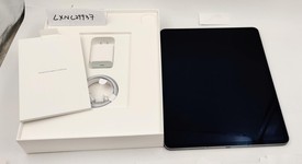 Mint
													Apple iPad Pro 12.9" 6th Gen 2022 - Unlocked, Gray, 256 GB, photo 2 of 8
