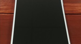 Mint
													Samsung Galaxy S7 - T-Mobile, White, 32 GB, SM-G930T, photo 1 of 6