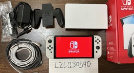 Mint
													Nintendo Switch - OLED - White, 64 GB, photo 1 of 7