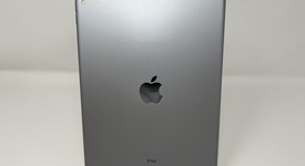 Mint
													Apple iPad Pro 10.5" - Wi-Fi, Gray, 256 GB, photo 2 of 6