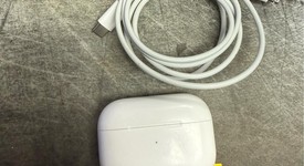 Used
													Apple AirPods Pro 2 - Lightning, photo 1 of 11