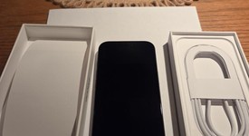 Mint
													Apple iPhone 17 - T-Mobile, Black, 256 GB, A3258, photo 4 of 9