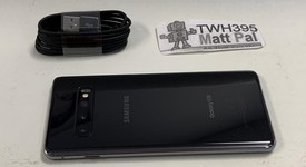 Mint
													Samsung Galaxy S10 - Unlocked, Black, 128 GB, 8 GB, SM-G973U1, photo 4 of 4